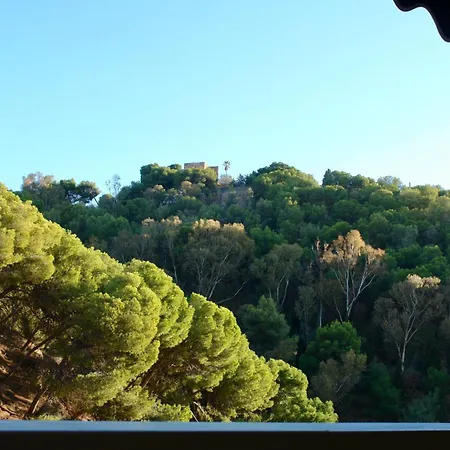 شقة Large With Great Views *